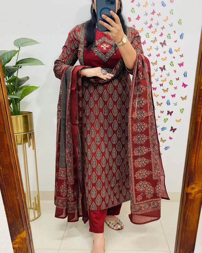 Elegant Maroon Block Print Cotton Suit Set Hover Image
